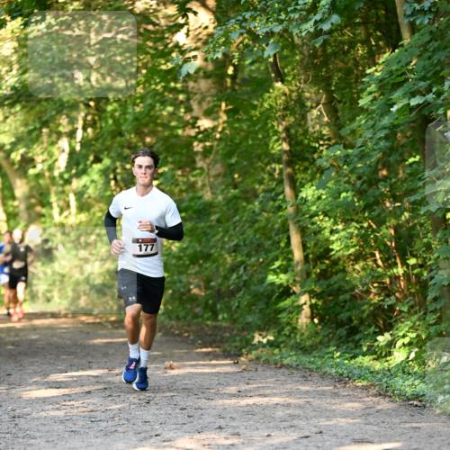 06.10.2024 - Bramfelder Halbmarathon 2024 Dr. Thomas Lammeyer http://msf.ph/oto/7334339 06.10.2024 09:50:01 Laufen 177 meine-sportfotos.de