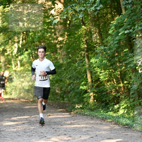 06.10.2024 - Bramfelder Halbmarathon 2024 Dr. Thomas Lammeyer http://msf.ph/oto/7334340 06.10.2024 09:50:02 Laufen 177 meine-sportfotos.de