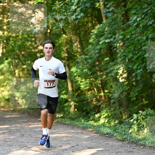 06.10.2024 - Bramfelder Halbmarathon 2024 Dr. Thomas Lammeyer http://msf.ph/oto/7334350 06.10.2024 09:50:03 Laufen 1, 177 meine-sportfotos.de