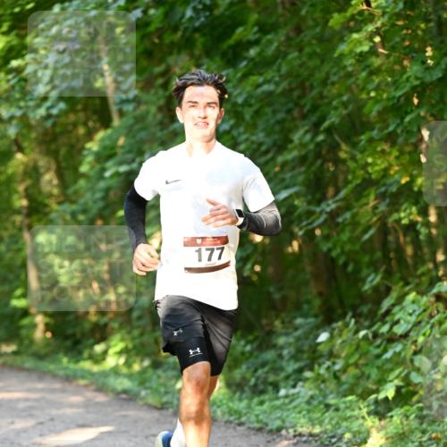 06.10.2024 - Bramfelder Halbmarathon 2024 Dr. Thomas Lammeyer http://msf.ph/oto/7334361 06.10.2024 09:50:04 Laufen 177 meine-sportfotos.de