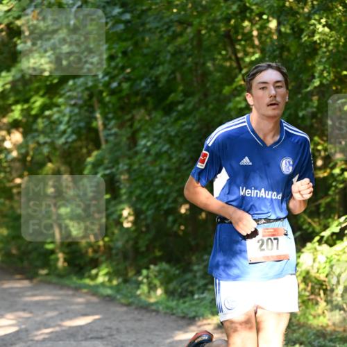 06.10.2024 - Bramfelder Halbmarathon 2024 Dr. Thomas Lammeyer http://msf.ph/oto/7334405 06.10.2024 09:50:15 Laufen 207 meine-sportfotos.de