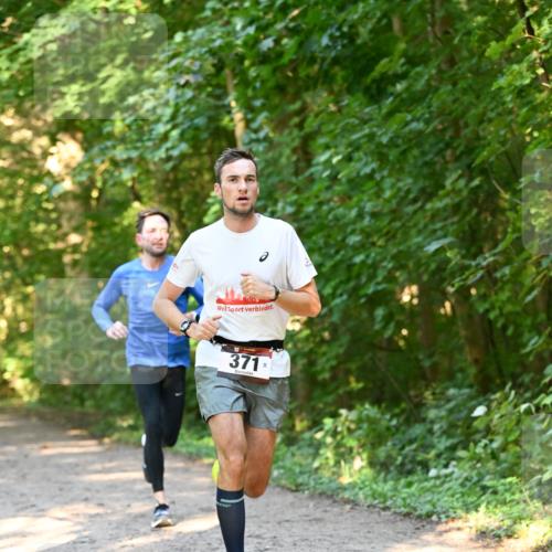 06.10.2024 - Bramfelder Halbmarathon 2024 Dr. Thomas Lammeyer http://msf.ph/oto/7334469 06.10.2024 09:50:36 Laufen 371 meine-sportfotos.de