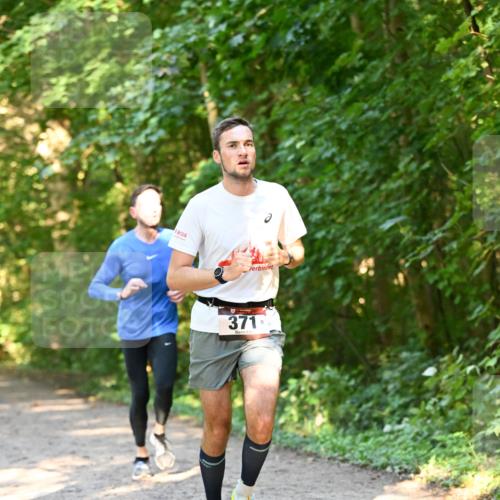 06.10.2024 - Bramfelder Halbmarathon 2024 Dr. Thomas Lammeyer http://msf.ph/oto/7334470 06.10.2024 09:50:36 Laufen 371 meine-sportfotos.de