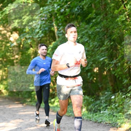 06.10.2024 - Bramfelder Halbmarathon 2024 Dr. Thomas Lammeyer http://msf.ph/oto/7334471 06.10.2024 09:50:36 Laufen  meine-sportfotos.de
