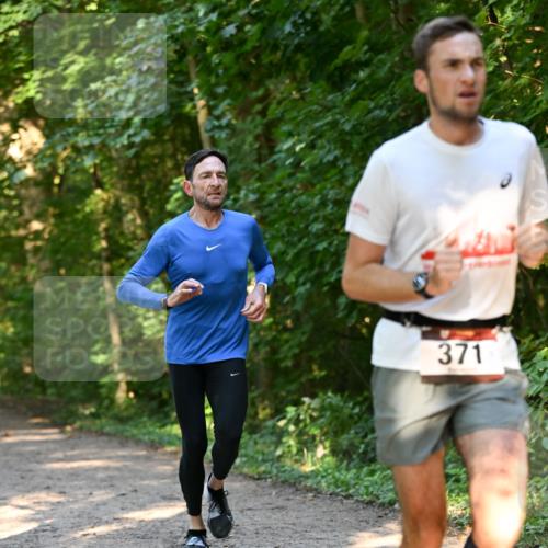 06.10.2024 - Bramfelder Halbmarathon 2024 Dr. Thomas Lammeyer http://msf.ph/oto/7334473 06.10.2024 09:50:37 Laufen  meine-sportfotos.de