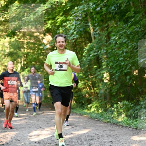 06.10.2024 - Bramfelder Halbmarathon 2024 Dr. Thomas Lammeyer http://msf.ph/oto/7334507 06.10.2024 09:50:49 Laufen 134, 88 meine-sportfotos.de