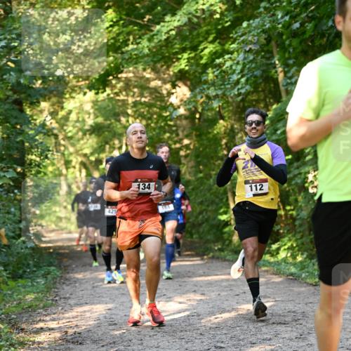 06.10.2024 - Bramfelder Halbmarathon 2024 Dr. Thomas Lammeyer http://msf.ph/oto/7334513 06.10.2024 09:50:50 Laufen 425, 134, 164, 112 meine-sportfotos.de