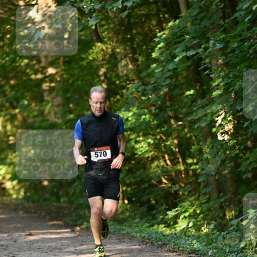 06.10.2024 - Bramfelder Halbmarathon 2024 Dr. Thomas Lammeyer http://msf.ph/oto/7334553 06.10.2024 09:51:00 Laufen 570 meine-sportfotos.de
