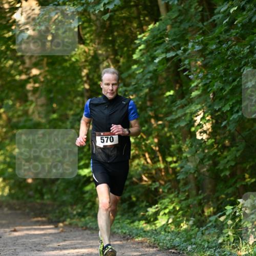 06.10.2024 - Bramfelder Halbmarathon 2024 Dr. Thomas Lammeyer http://msf.ph/oto/7334557 06.10.2024 09:51:00 Laufen 570 meine-sportfotos.de