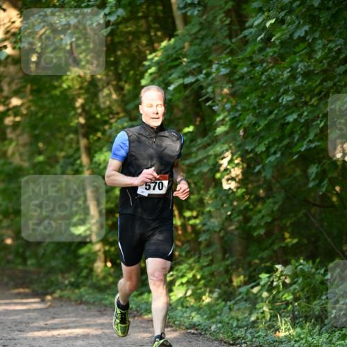 06.10.2024 - Bramfelder Halbmarathon 2024 Dr. Thomas Lammeyer http://msf.ph/oto/7334560 06.10.2024 09:51:00 Laufen 570 meine-sportfotos.de