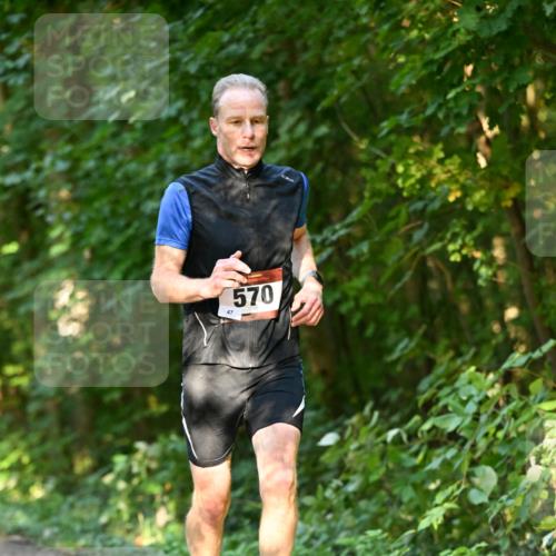 06.10.2024 - Bramfelder Halbmarathon 2024 Dr. Thomas Lammeyer http://msf.ph/oto/7334570 06.10.2024 09:51:02 Laufen 47, 570 meine-sportfotos.de