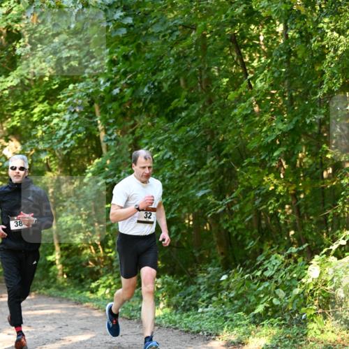 06.10.2024 - Bramfelder Halbmarathon 2024 Dr. Thomas Lammeyer http://msf.ph/oto/7334624 06.10.2024 09:51:44 Laufen 38, 32 meine-sportfotos.de