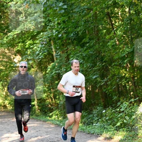 06.10.2024 - Bramfelder Halbmarathon 2024 Dr. Thomas Lammeyer http://msf.ph/oto/7334625 06.10.2024 09:51:44 Laufen 32, 384 meine-sportfotos.de