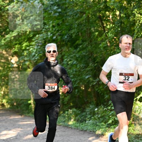 06.10.2024 - Bramfelder Halbmarathon 2024 Dr. Thomas Lammeyer http://msf.ph/oto/7334630 06.10.2024 09:51:45 Laufen 384, 32, 73 meine-sportfotos.de