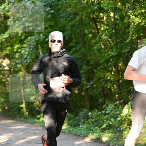 06.10.2024 - Bramfelder Halbmarathon 2024 Dr. Thomas Lammeyer http://msf.ph/oto/7334632 06.10.2024 09:51:45 Laufen  meine-sportfotos.de