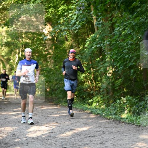 06.10.2024 - Bramfelder Halbmarathon 2024 Dr. Thomas Lammeyer http://msf.ph/oto/7334669 06.10.2024 09:51:57 Laufen 125 meine-sportfotos.de