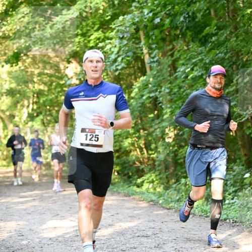 06.10.2024 - Bramfelder Halbmarathon 2024 Dr. Thomas Lammeyer http://msf.ph/oto/7334681 06.10.2024 09:51:59 Laufen 125, 117 meine-sportfotos.de