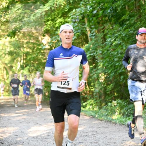 06.10.2024 - Bramfelder Halbmarathon 2024 Dr. Thomas Lammeyer http://msf.ph/oto/7334683 06.10.2024 09:51:59 Laufen 125, 1 meine-sportfotos.de