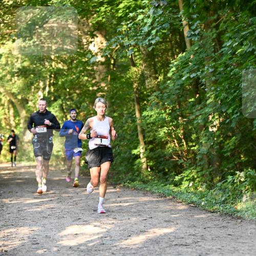 06.10.2024 - Bramfelder Halbmarathon 2024 Dr. Thomas Lammeyer http://msf.ph/oto/7334688 06.10.2024 09:52:01 Laufen 352 meine-sportfotos.de