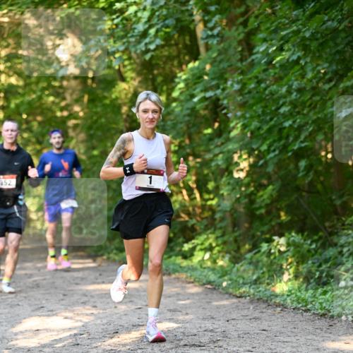 06.10.2024 - Bramfelder Halbmarathon 2024 Dr. Thomas Lammeyer http://msf.ph/oto/7334698 06.10.2024 09:52:02 Laufen 352, 1 meine-sportfotos.de