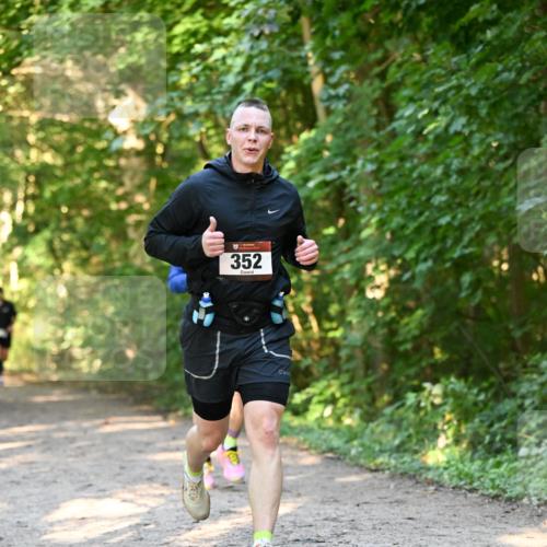 06.10.2024 - Bramfelder Halbmarathon 2024 Dr. Thomas Lammeyer http://msf.ph/oto/7334710 06.10.2024 09:52:04 Laufen 352 meine-sportfotos.de