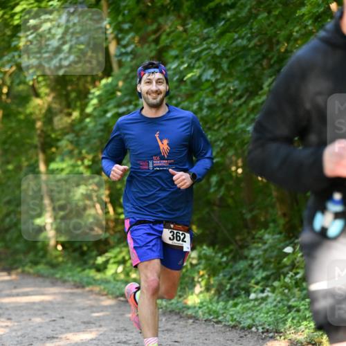 06.10.2024 - Bramfelder Halbmarathon 2024 Dr. Thomas Lammeyer http://msf.ph/oto/7334715 06.10.2024 09:52:05 Laufen 362 meine-sportfotos.de