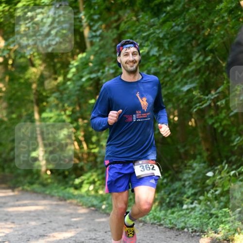 06.10.2024 - Bramfelder Halbmarathon 2024 Dr. Thomas Lammeyer http://msf.ph/oto/7334716 06.10.2024 09:52:05 Laufen 362 meine-sportfotos.de