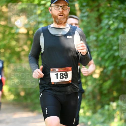 06.10.2024 - Bramfelder Halbmarathon 2024 Dr. Thomas Lammeyer http://msf.ph/oto/7334766 06.10.2024 09:52:17 Laufen 33, 189 meine-sportfotos.de