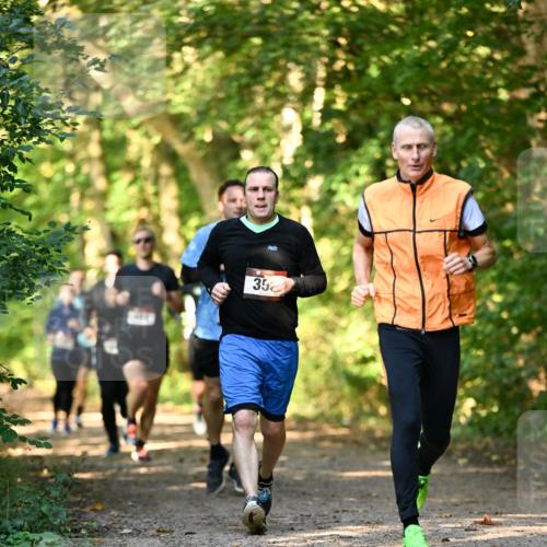 06.10.2024 - Bramfelder Halbmarathon 2024 Dr. Thomas Lammeyer http://msf.ph/oto/7334800 06.10.2024 09:52:29 Laufen  meine-sportfotos.de