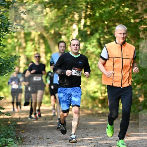 06.10.2024 - Bramfelder Halbmarathon 2024 Dr. Thomas Lammeyer http://msf.ph/oto/7334803 06.10.2024 09:52:29 Laufen 356 meine-sportfotos.de