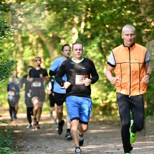 06.10.2024 - Bramfelder Halbmarathon 2024 Dr. Thomas Lammeyer http://msf.ph/oto/7334806 06.10.2024 09:52:30 Laufen 35, 00 meine-sportfotos.de