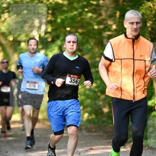 06.10.2024 - Bramfelder Halbmarathon 2024 Dr. Thomas Lammeyer http://msf.ph/oto/7334814 06.10.2024 09:52:31 Laufen 356 meine-sportfotos.de