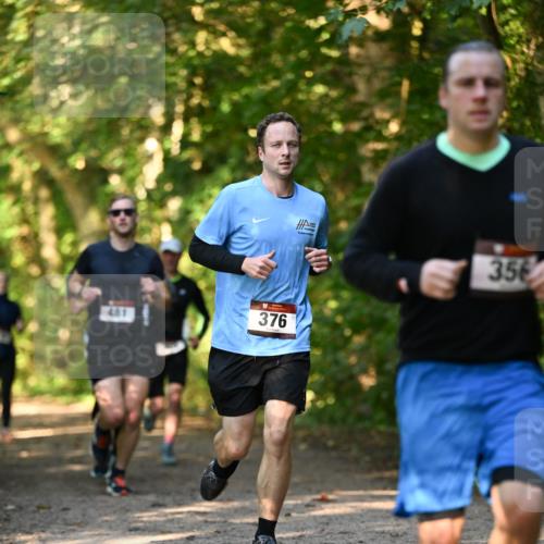 06.10.2024 - Bramfelder Halbmarathon 2024 Dr. Thomas Lammeyer http://msf.ph/oto/7334822 06.10.2024 09:52:33 Laufen 376, 356 meine-sportfotos.de