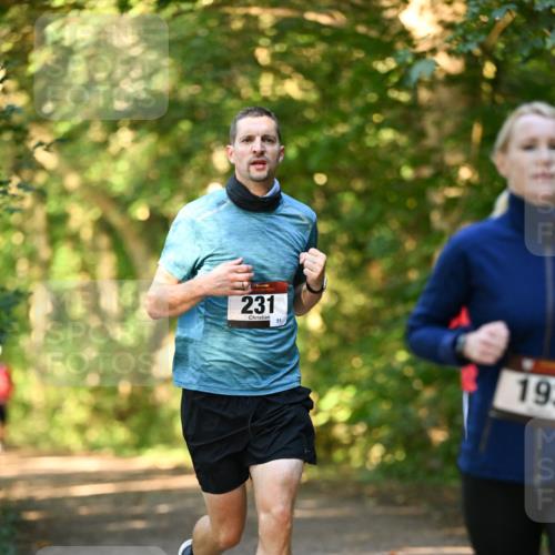 06.10.2024 - Bramfelder Halbmarathon 2024 Dr. Thomas Lammeyer http://msf.ph/oto/7334865 06.10.2024 09:52:41 Laufen 231, 51, 19 meine-sportfotos.de