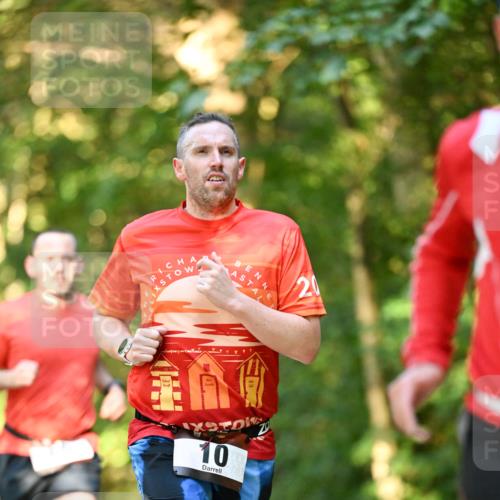 06.10.2024 - Bramfelder Halbmarathon 2024 Dr. Thomas Lammeyer http://msf.ph/oto/7334885 06.10.2024 09:52:59 Laufen 10 meine-sportfotos.de