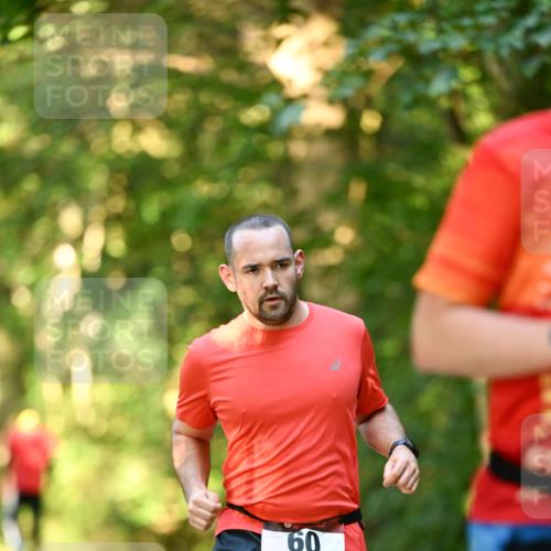 06.10.2024 - Bramfelder Halbmarathon 2024 Dr. Thomas Lammeyer http://msf.ph/oto/7334890 06.10.2024 09:53:00 Laufen 60 meine-sportfotos.de