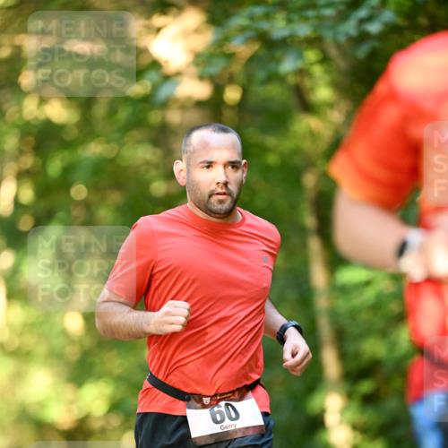 06.10.2024 - Bramfelder Halbmarathon 2024 Dr. Thomas Lammeyer http://msf.ph/oto/7334892 06.10.2024 09:53:00 Laufen 60 meine-sportfotos.de
