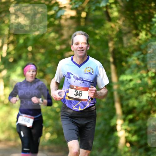 06.10.2024 - Bramfelder Halbmarathon 2024 Dr. Thomas Lammeyer http://msf.ph/oto/7334930 06.10.2024 09:53:14 Laufen 368, 36, 2010 meine-sportfotos.de