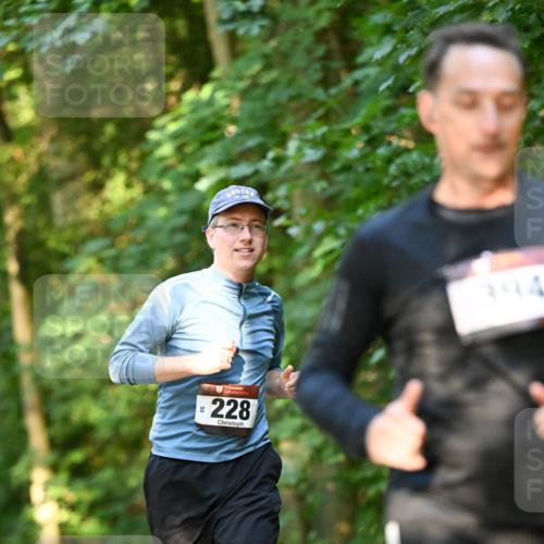 06.10.2024 - Bramfelder Halbmarathon 2024 Dr. Thomas Lammeyer http://msf.ph/oto/7334997 06.10.2024 09:53:34 Laufen 99, 228 meine-sportfotos.de