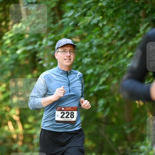 06.10.2024 - Bramfelder Halbmarathon 2024 Dr. Thomas Lammeyer http://msf.ph/oto/7335001 06.10.2024 09:53:34 Laufen 228, 50 meine-sportfotos.de