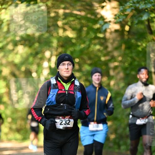 06.10.2024 - Bramfelder Halbmarathon 2024 Dr. Thomas Lammeyer http://msf.ph/oto/7335020 06.10.2024 09:53:40 Laufen 232, 3 meine-sportfotos.de