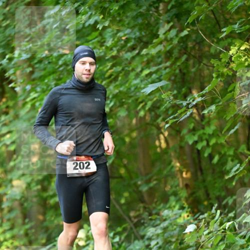 06.10.2024 - Bramfelder Halbmarathon 2024 Dr. Thomas Lammeyer http://msf.ph/oto/7335053 06.10.2024 09:53:50 Laufen 202 meine-sportfotos.de