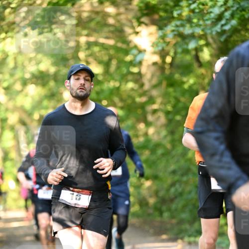 06.10.2024 - Bramfelder Halbmarathon 2024 Dr. Thomas Lammeyer http://msf.ph/oto/7335130 06.10.2024 09:54:06 Laufen  meine-sportfotos.de