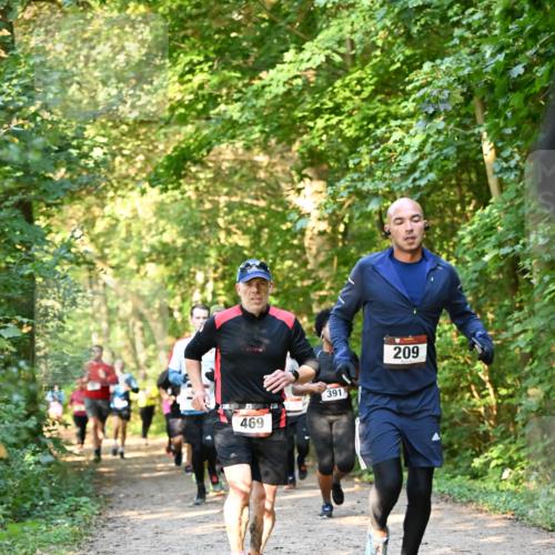 06.10.2024 - Bramfelder Halbmarathon 2024 Dr. Thomas Lammeyer http://msf.ph/oto/7335136 06.10.2024 09:54:08 Laufen 2385, 469, 238, 391, 209 meine-sportfotos.de