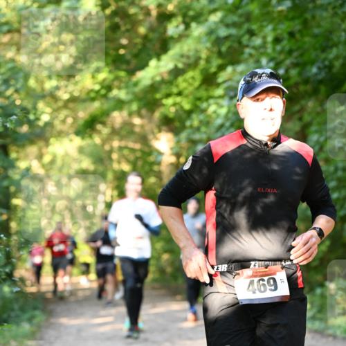 06.10.2024 - Bramfelder Halbmarathon 2024 Dr. Thomas Lammeyer http://msf.ph/oto/7335144 06.10.2024 09:54:10 Laufen 3, 469 meine-sportfotos.de