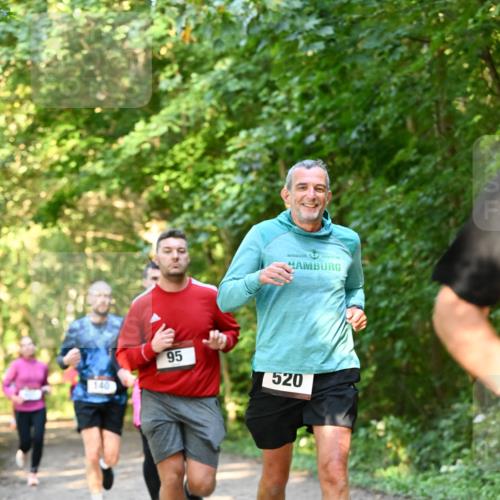 06.10.2024 - Bramfelder Halbmarathon 2024 Dr. Thomas Lammeyer http://msf.ph/oto/7335175 06.10.2024 09:54:17 Laufen 140, 95, 520 meine-sportfotos.de