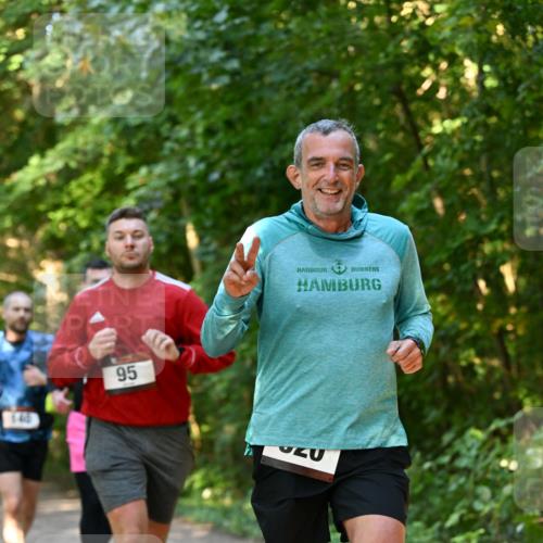 06.10.2024 - Bramfelder Halbmarathon 2024 Dr. Thomas Lammeyer http://msf.ph/oto/7335179 06.10.2024 09:54:18 Laufen 140, 95, 95 meine-sportfotos.de