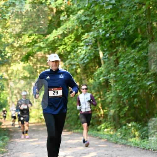 06.10.2024 - Bramfelder Halbmarathon 2024 Dr. Thomas Lammeyer http://msf.ph/oto/7335262 06.10.2024 09:54:43 Laufen 29 meine-sportfotos.de