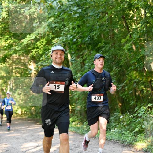 06.10.2024 - Bramfelder Halbmarathon 2024 Dr. Thomas Lammeyer http://msf.ph/oto/7335287 06.10.2024 09:54:47 Laufen 15, 433 meine-sportfotos.de