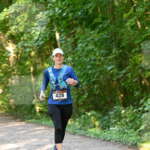06.10.2024 - Bramfelder Halbmarathon 2024 Dr. Thomas Lammeyer http://msf.ph/oto/7335301 06.10.2024 09:54:51 Laufen 428 meine-sportfotos.de